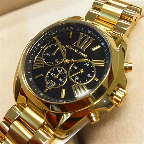 relogio michael kors feminino dourado com fundo preto|Relógio Feminino .